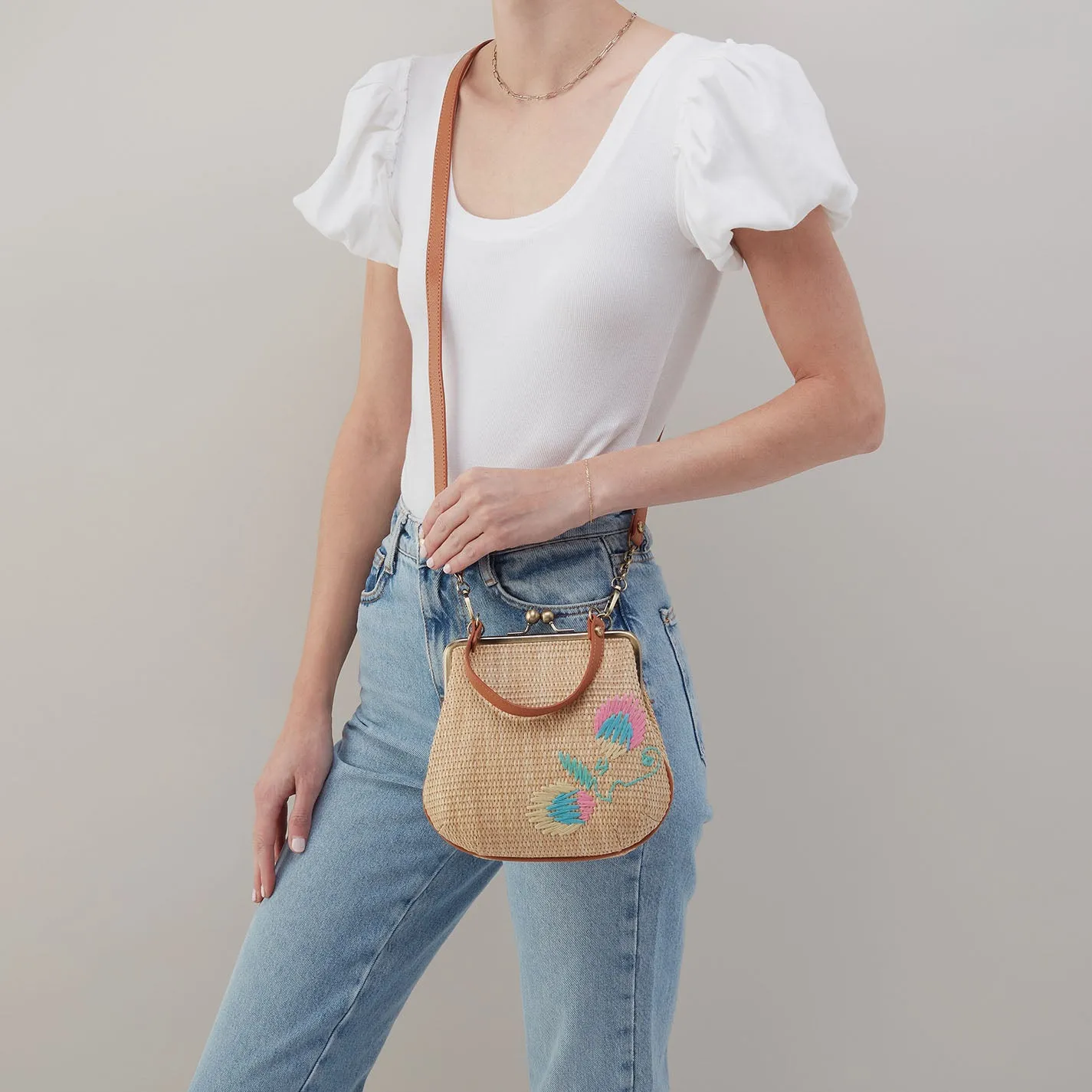 Alba Crossbody In Woven Straw - Natural Straw