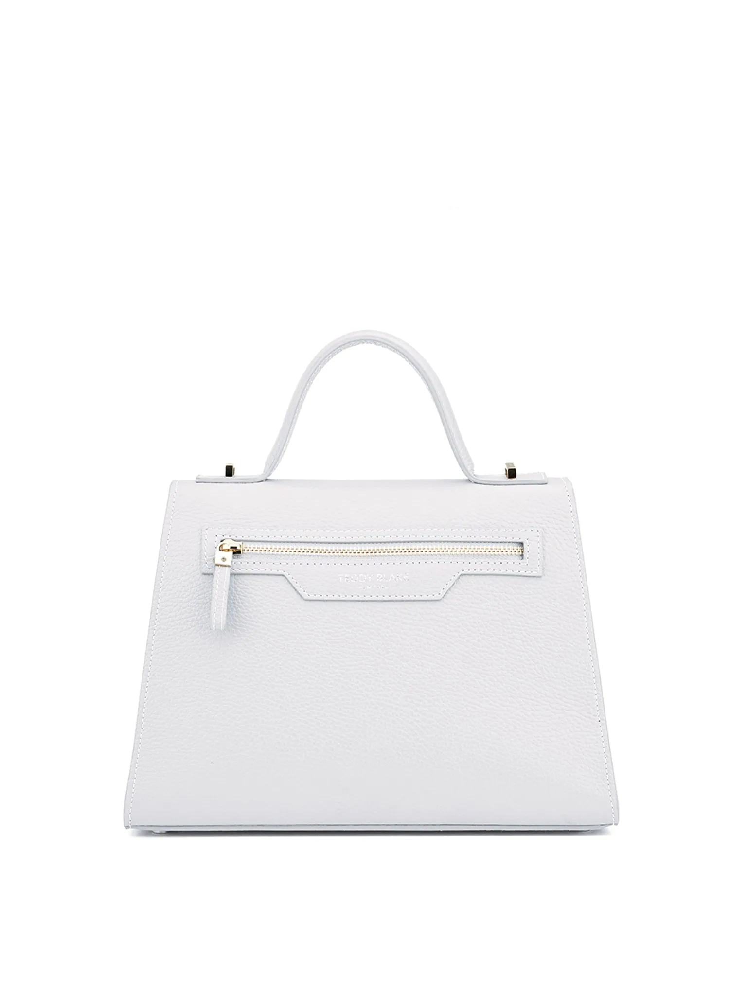 Ava  11 - White