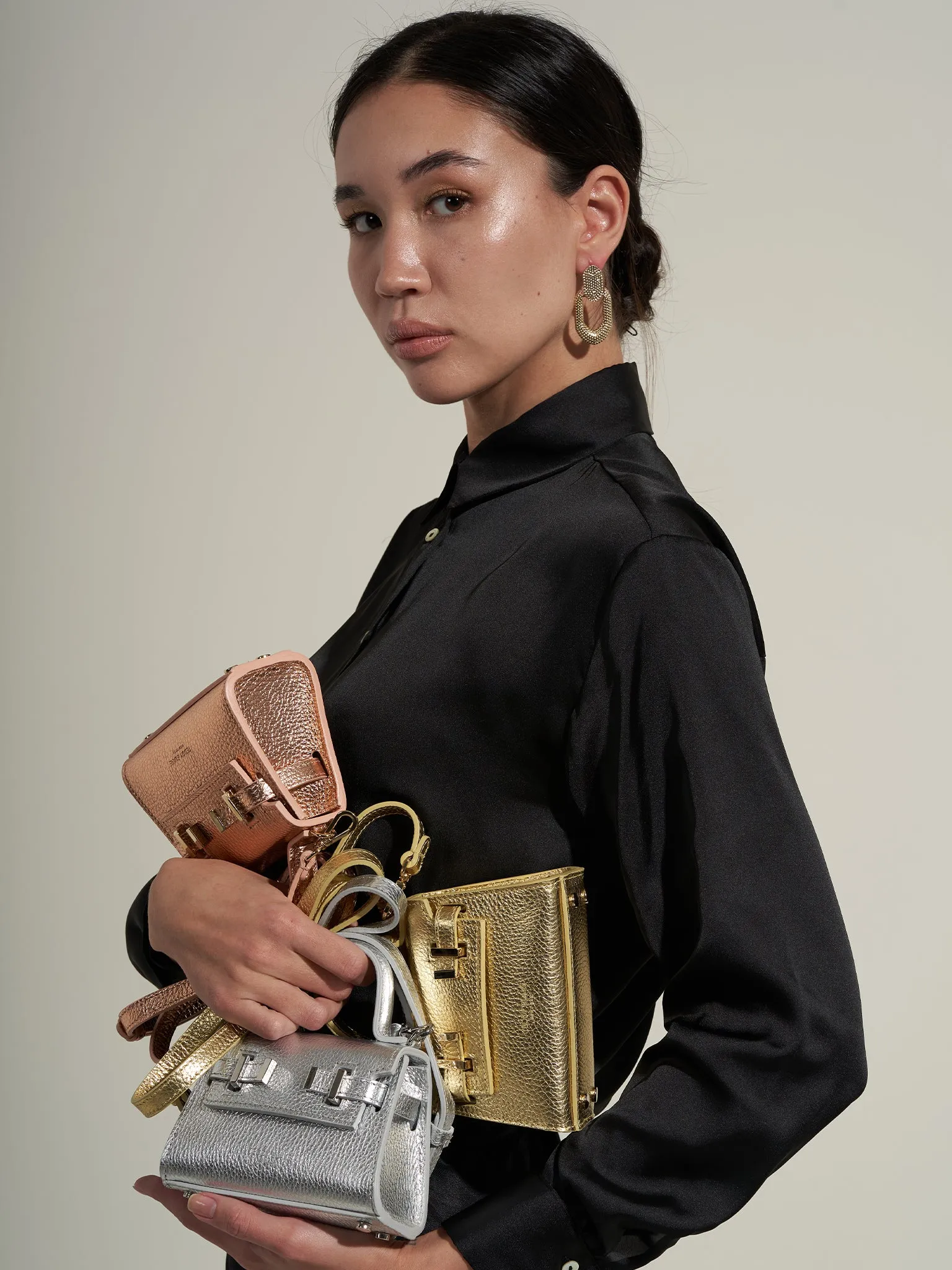 Ava  6 - Gold