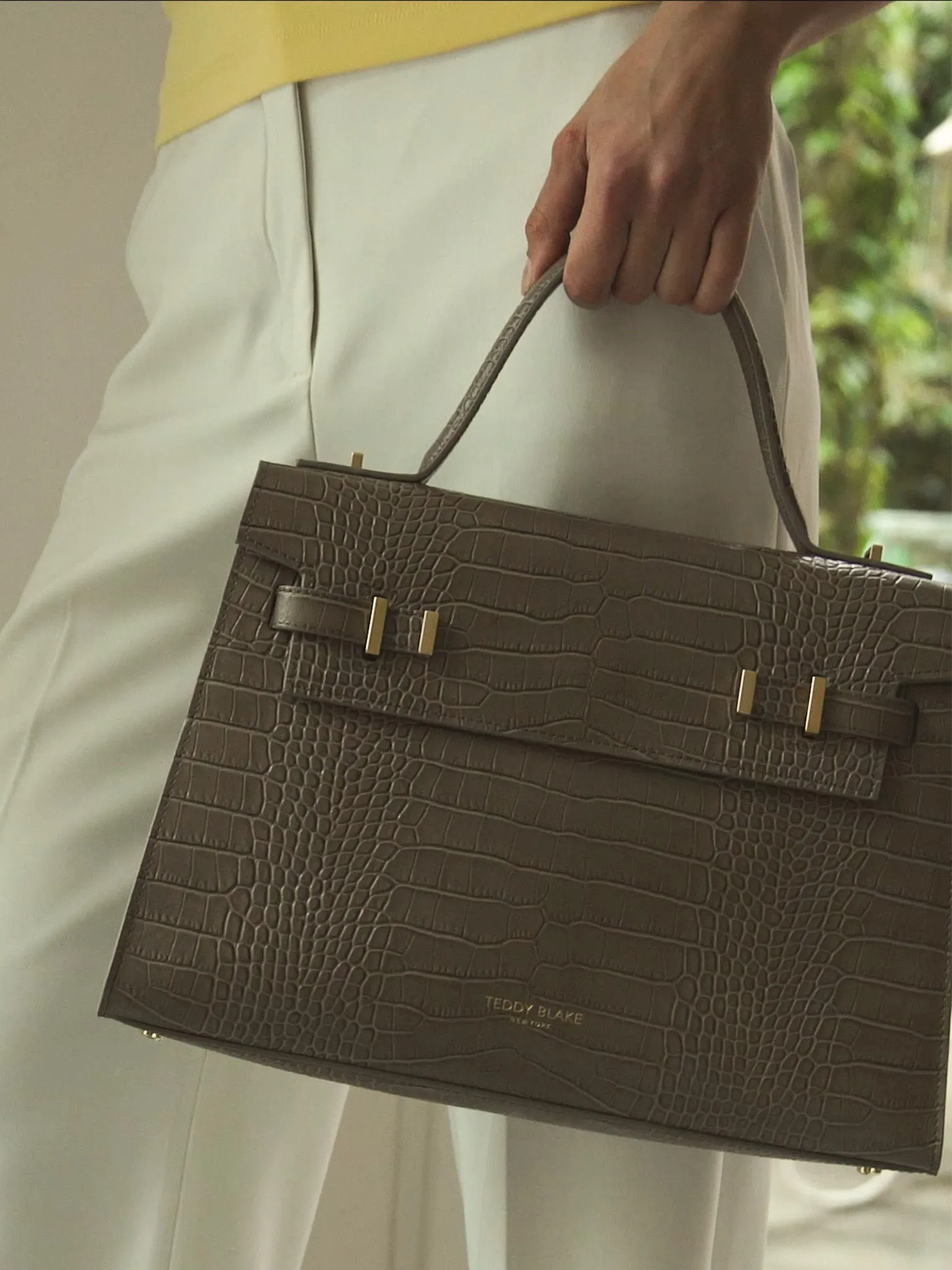 Ava Croco  14 - Beige