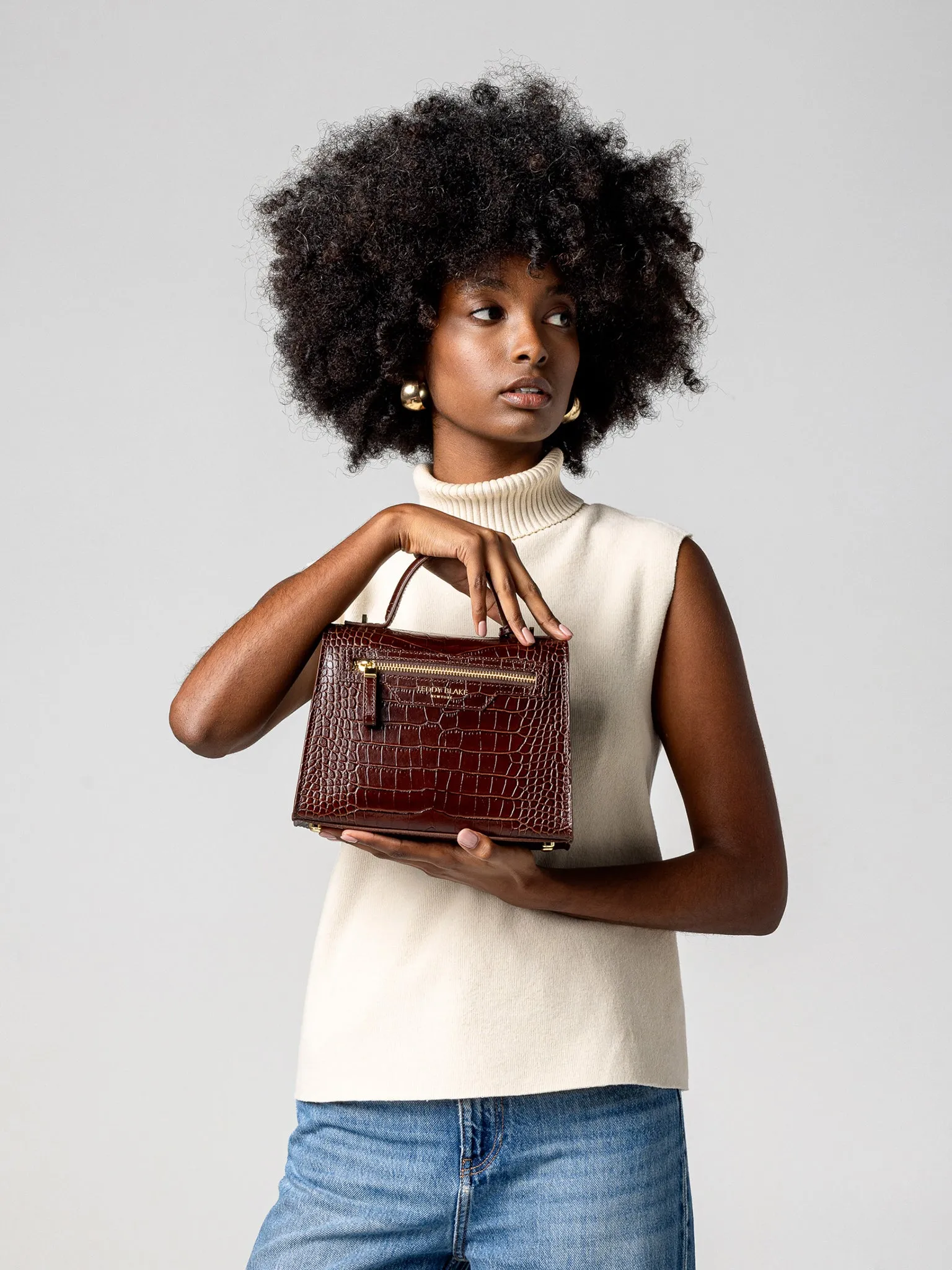 Ava Croco  9 - Brown