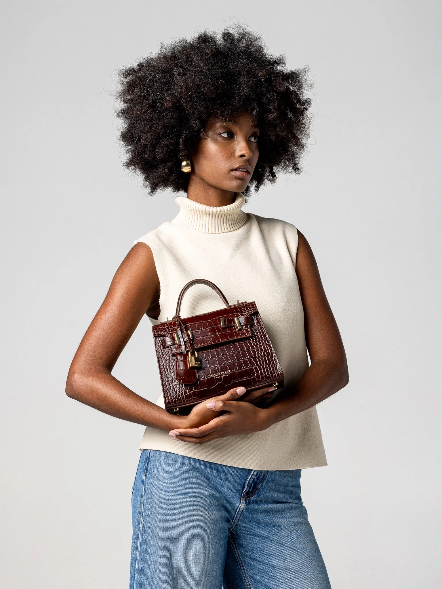 Ava Croco  9 - Brown