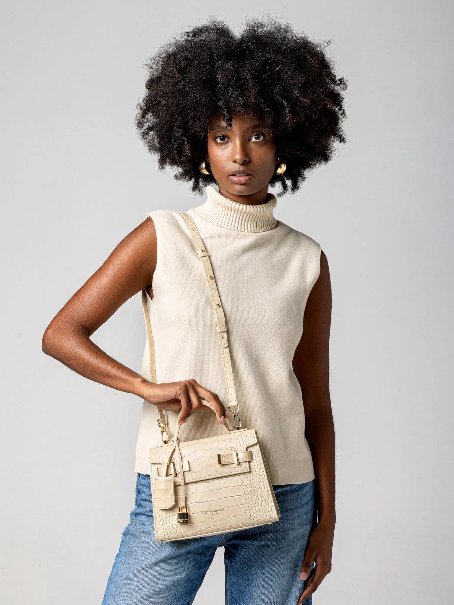 Ava Croco  9 - Cream