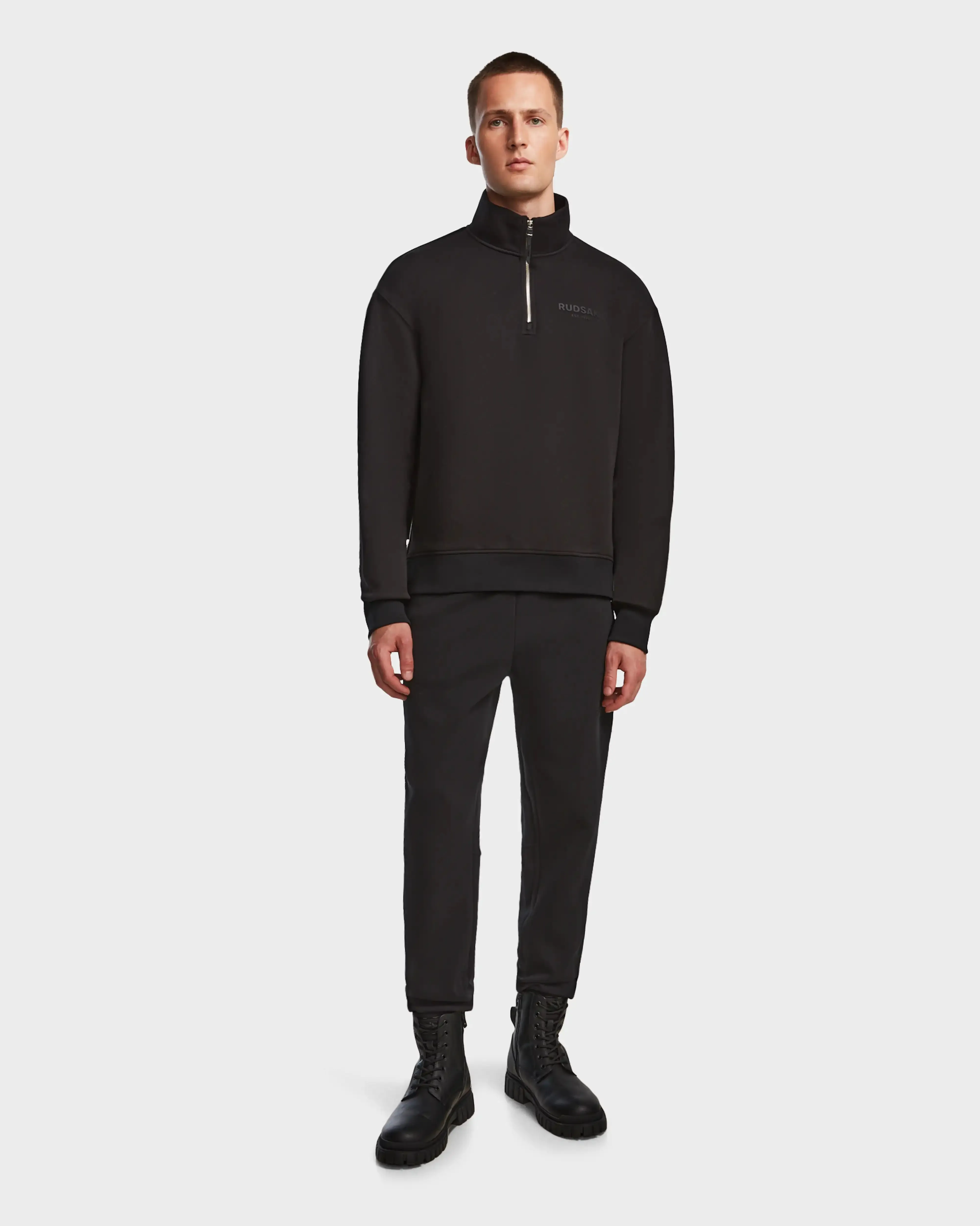 AVERY - 9524505 Black M