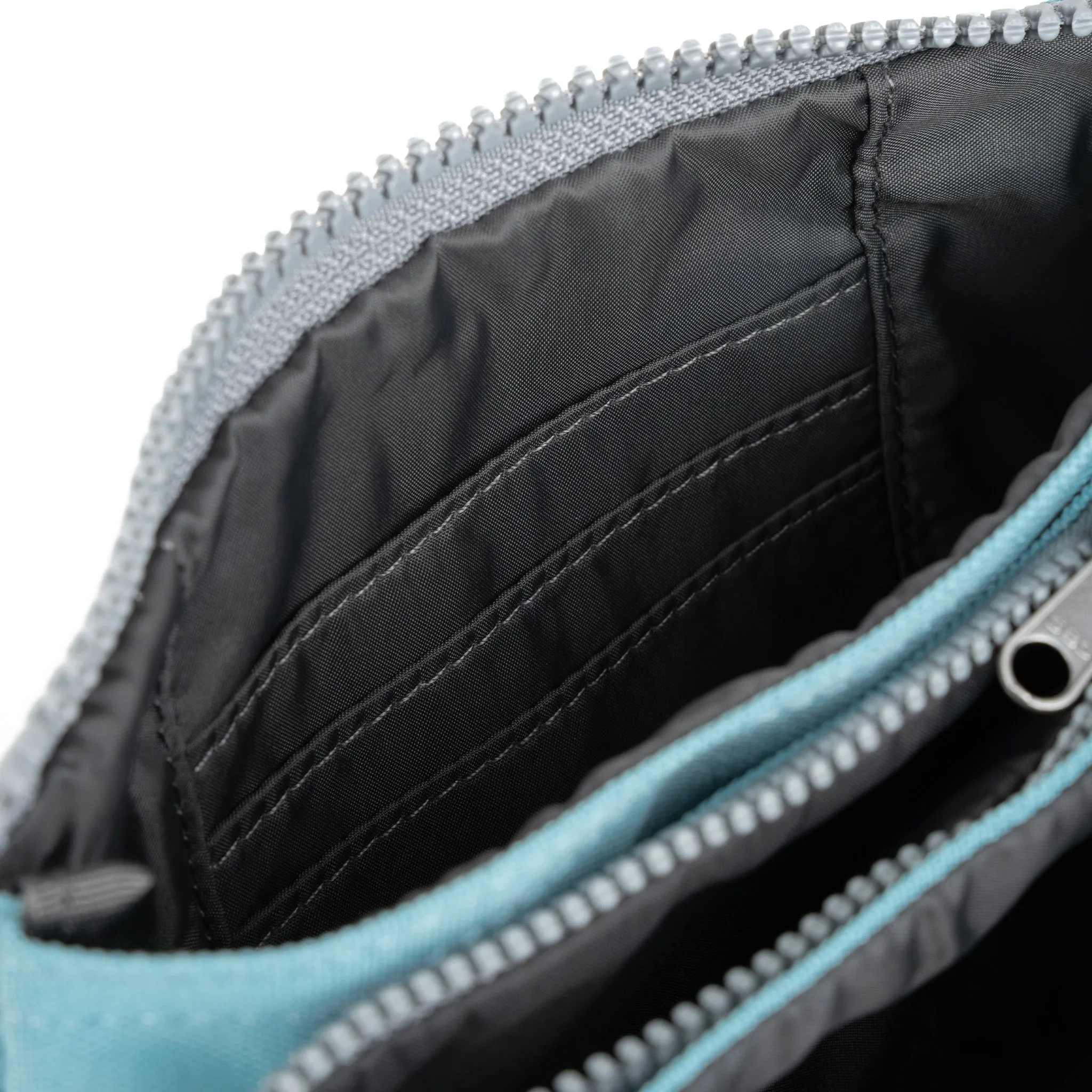 Carnaby with Wrist Strap Spearmint Recycled Canvas