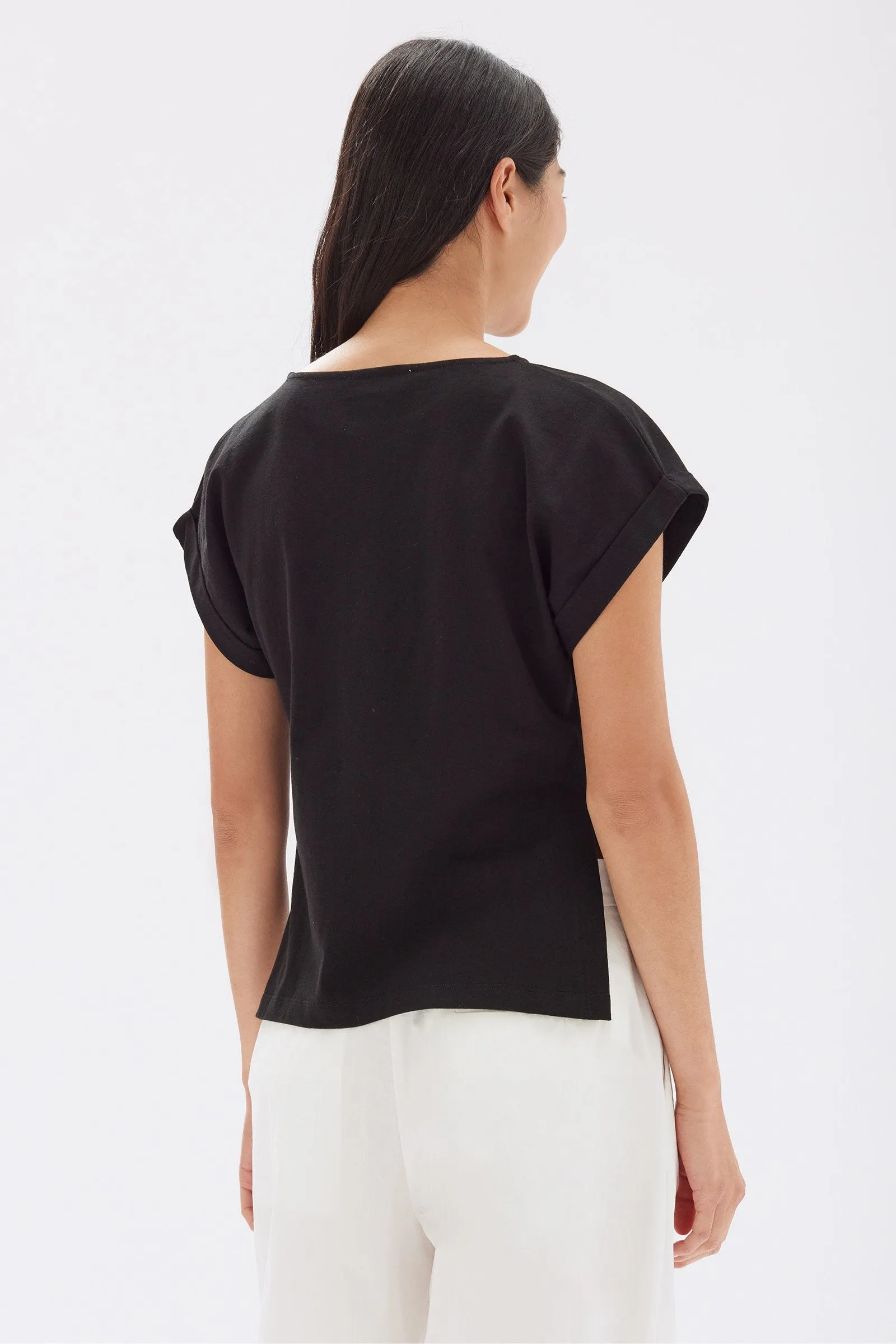 Cassie Tee