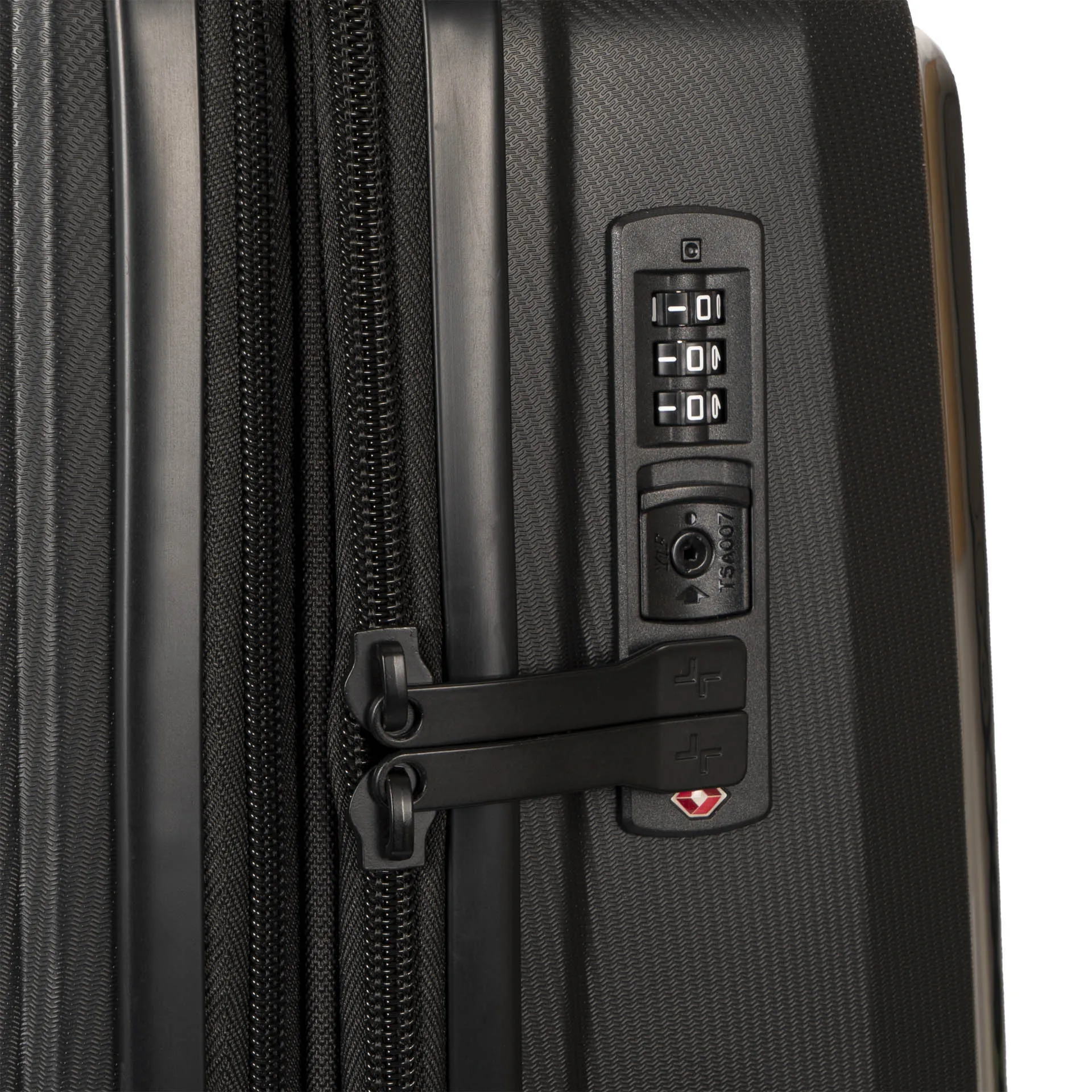 Dynamo Hardside 27 Luggage