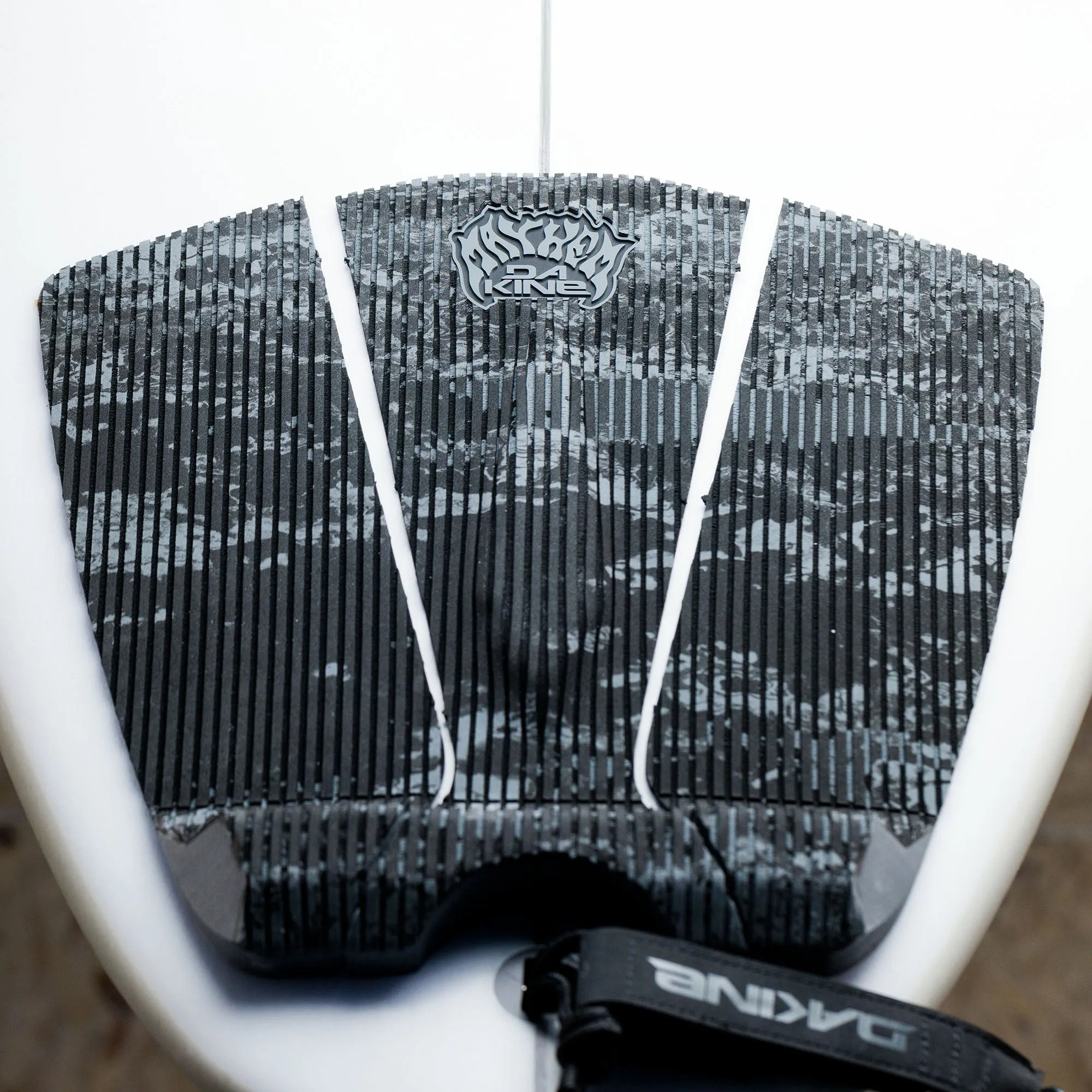Lineup Surf Traction Pad X Mayhem - Mayhem Black Swirl