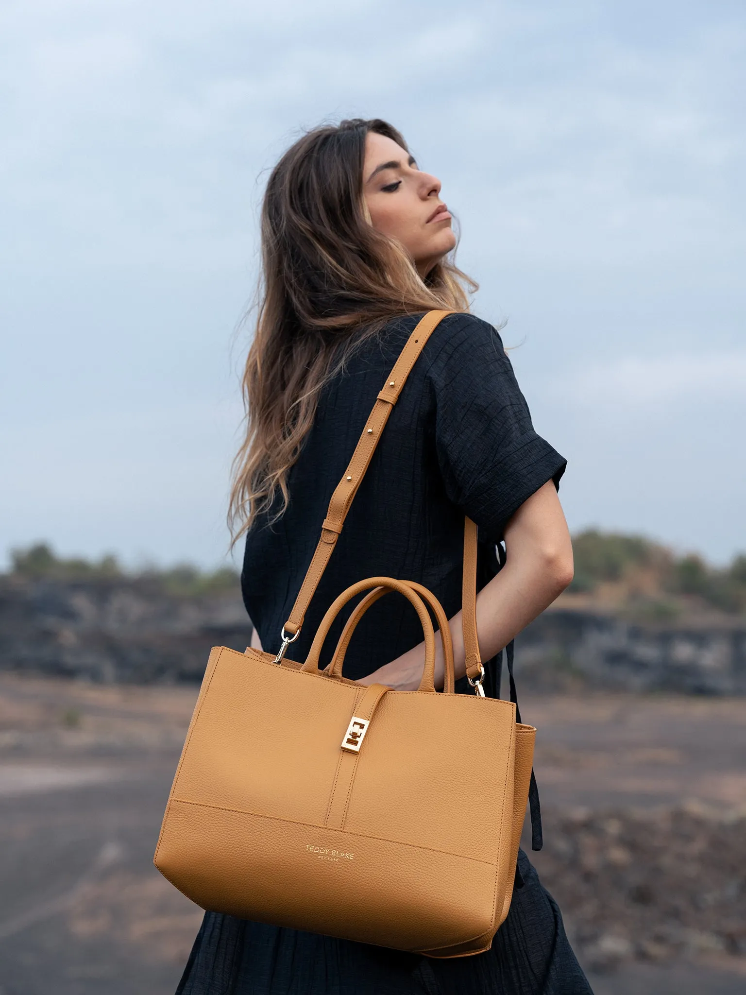 Lola Stampato 15 - Camel Brown