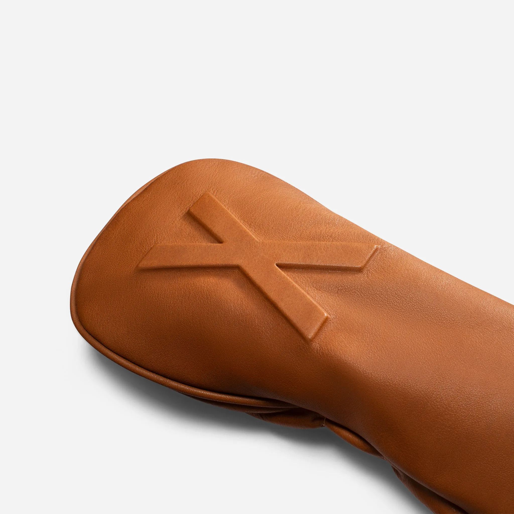 Lux Embossé Headcover