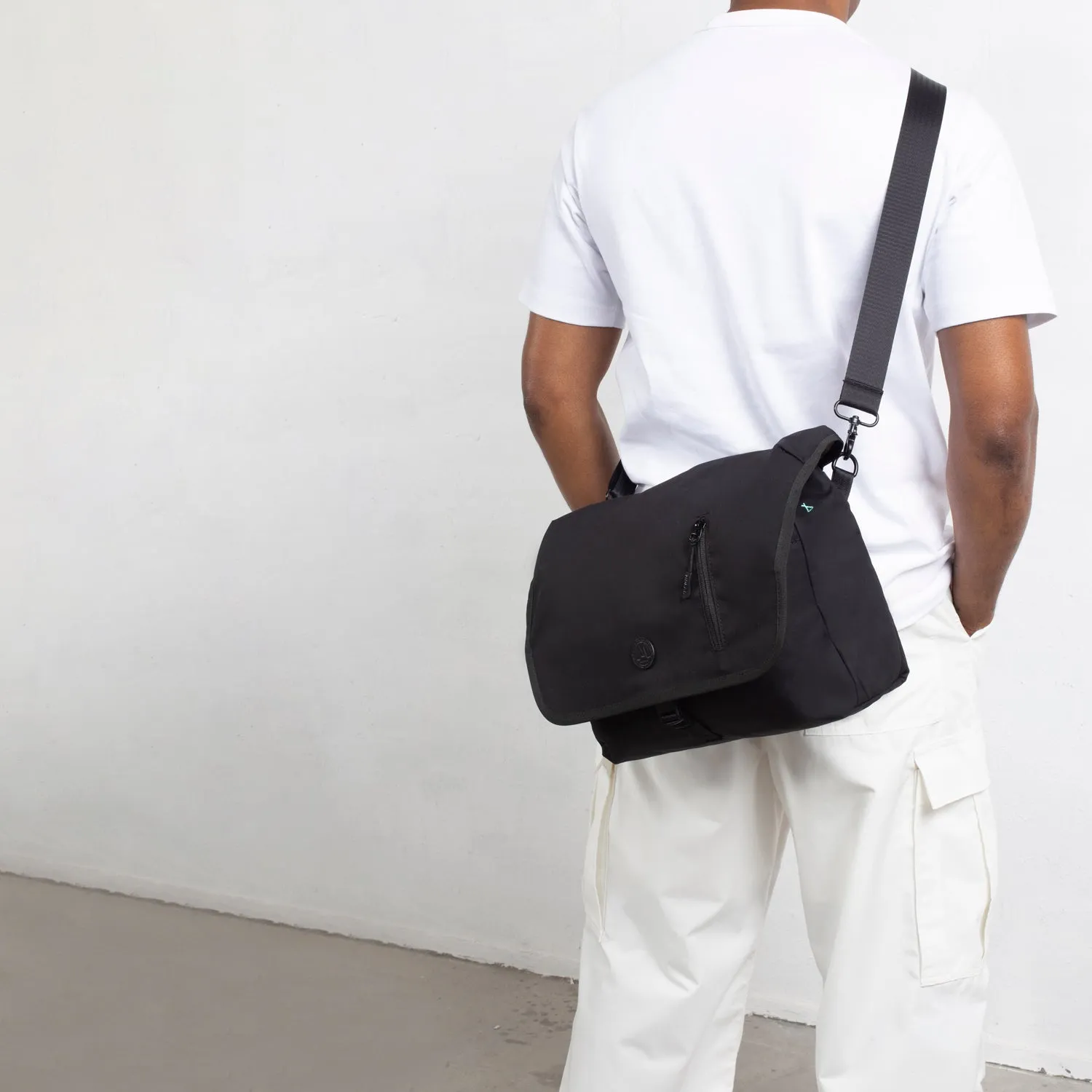 Northside Bostin Messenger Bag  L