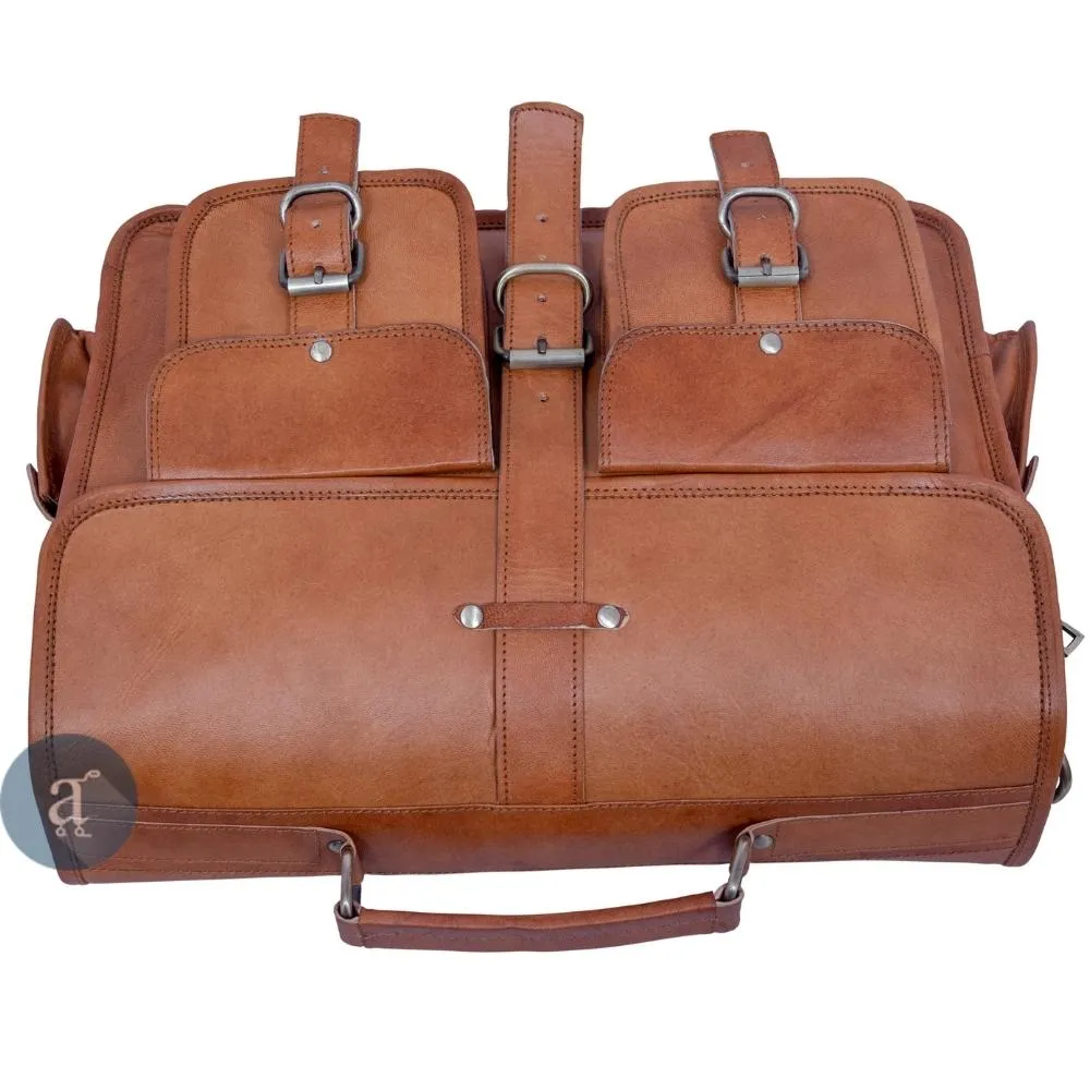 The Navigator Laptop Messenger