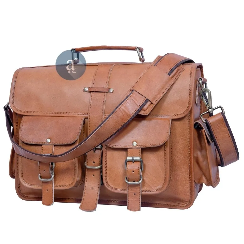 The Navigator Laptop Messenger