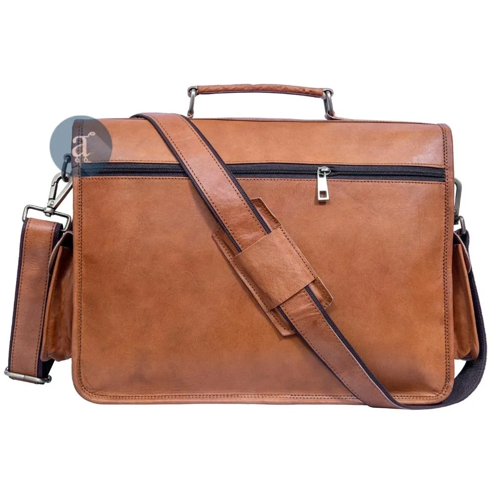 The Navigator Laptop Messenger