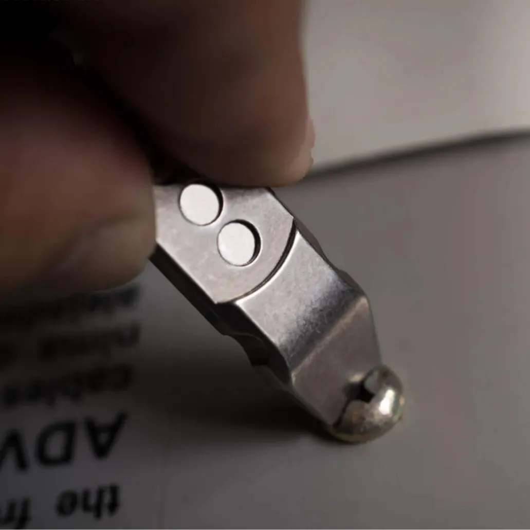 Ti-Pry Titanium Pry Bar : Pocket Edition