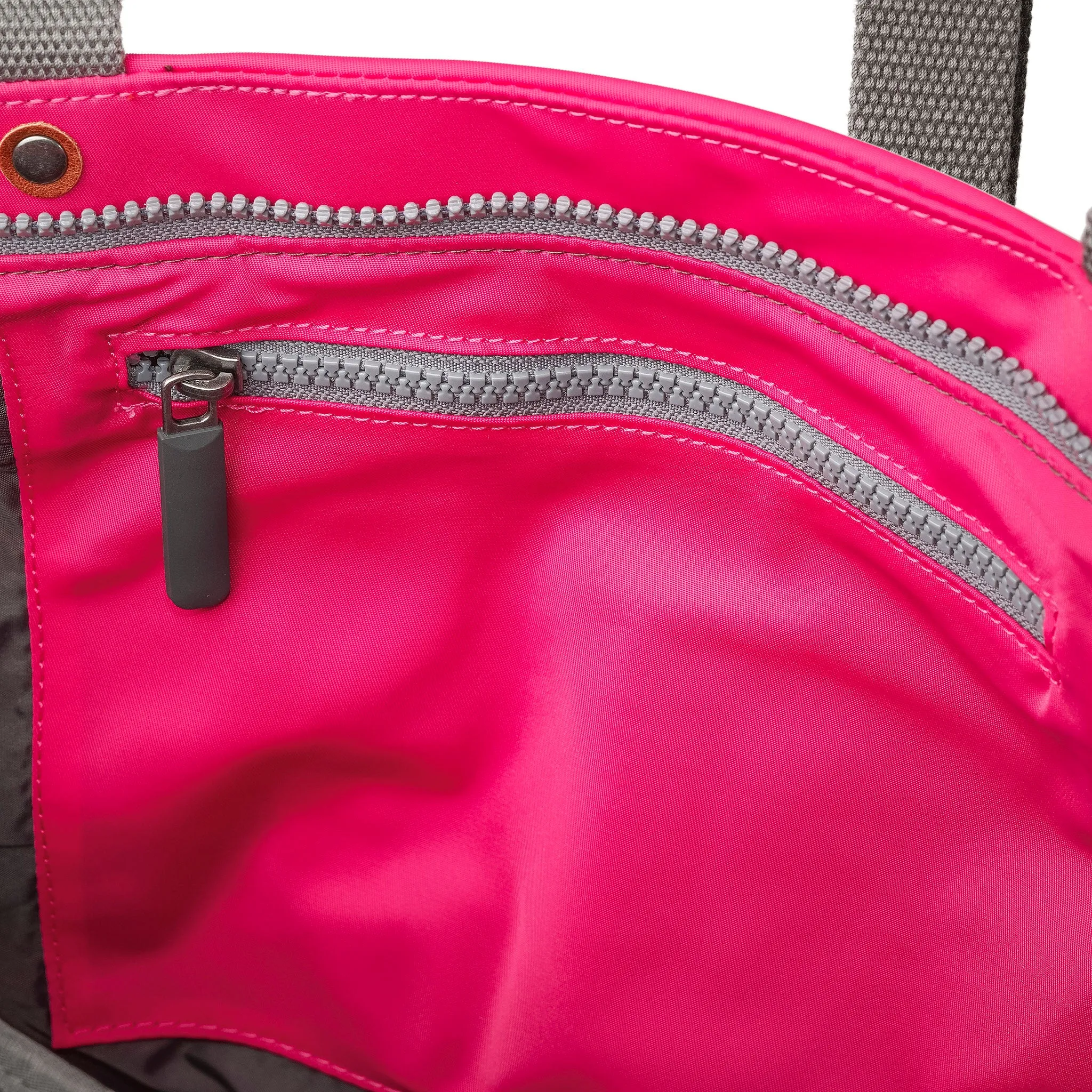 Trafalgar B Sparkling Cosmo Recycled Nylon