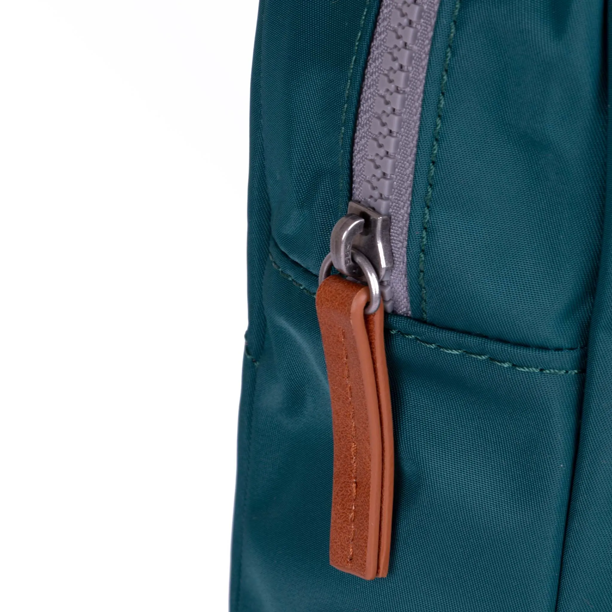 Willesden B Teal Recycled Nylon